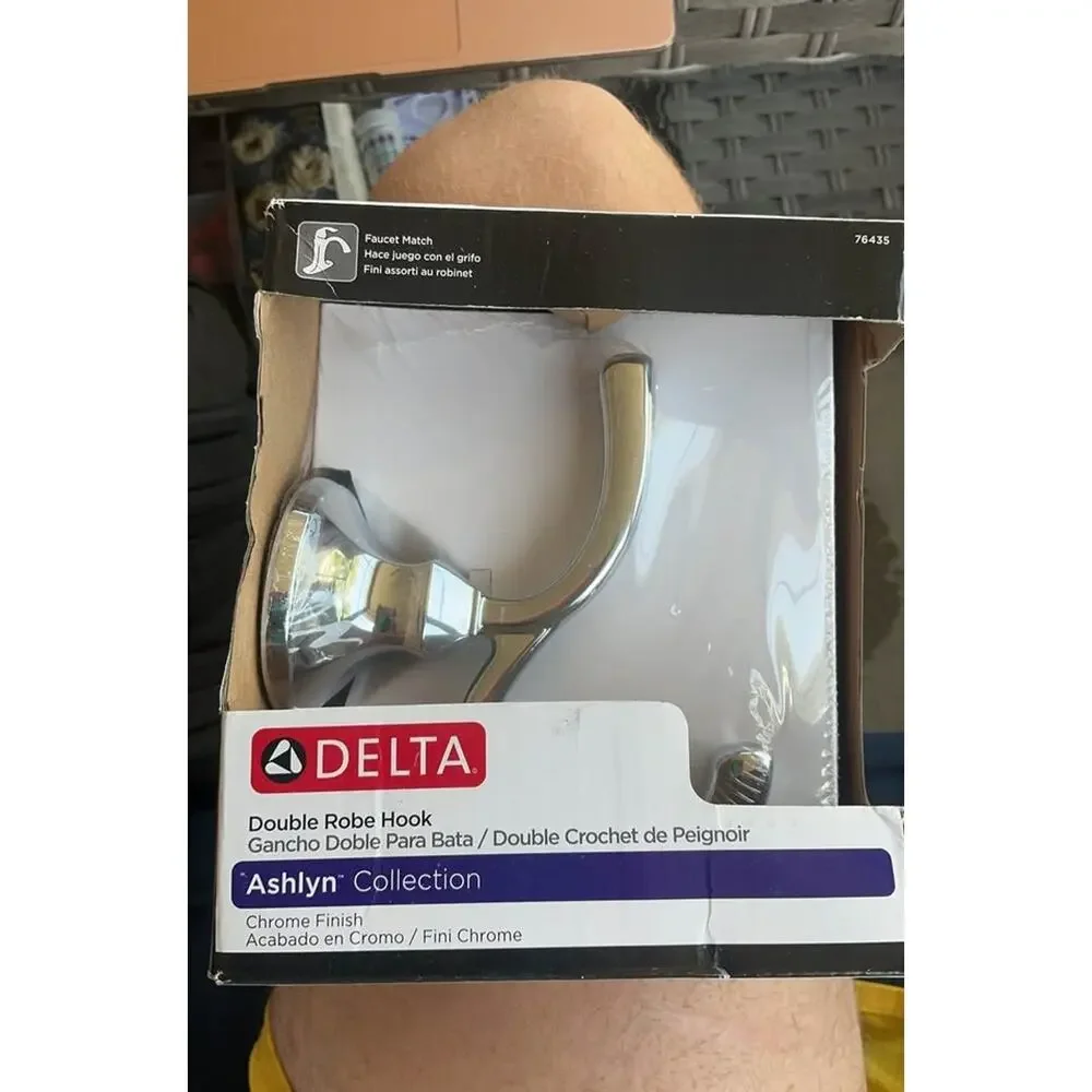 Delta double robe hook